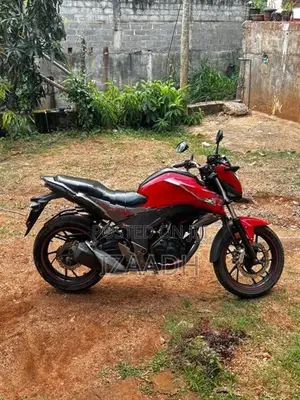 Honda CB Hornet 2018