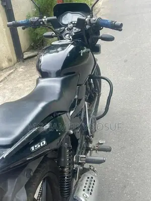 Bajaj Pulsar 150 2011