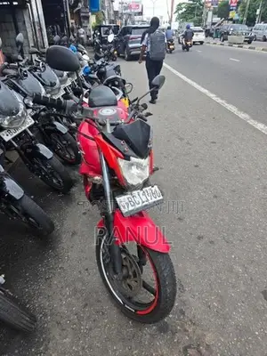 Yamaha FZ 2015