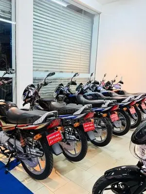 Bajaj CT100 2026