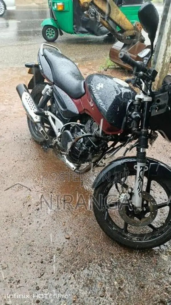 Bajaj Pulsar 180 2005