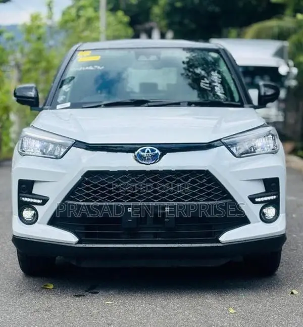 Toyota Raize Two-Tone 2025