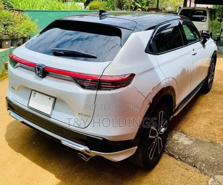 Honda Vezel HEV Z Play Package 2025