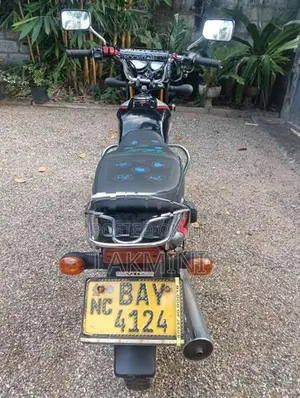 Bajaj CT100 2014