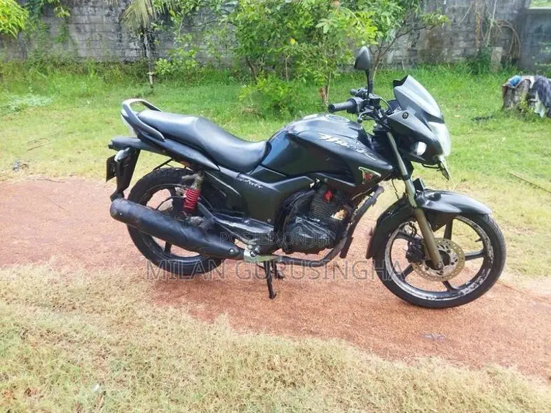 Hero Hunk 150R NA 2015