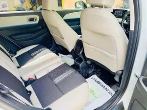 Honda Vezel HEV Z Play Package 2025