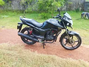 Hero Hunk 150R 2015