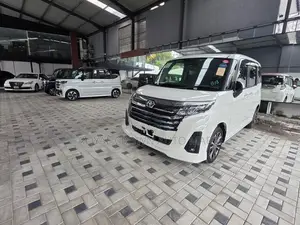 Toyota Roomy Custom Gt Turbo 2025