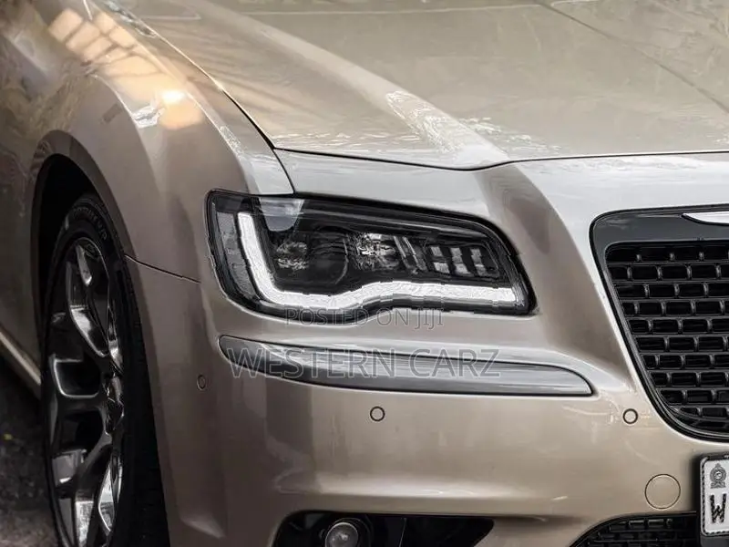 Chrysler 300 Limited Edition 2012