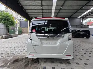 Toyota Roomy Custom Gt Turbo 2025