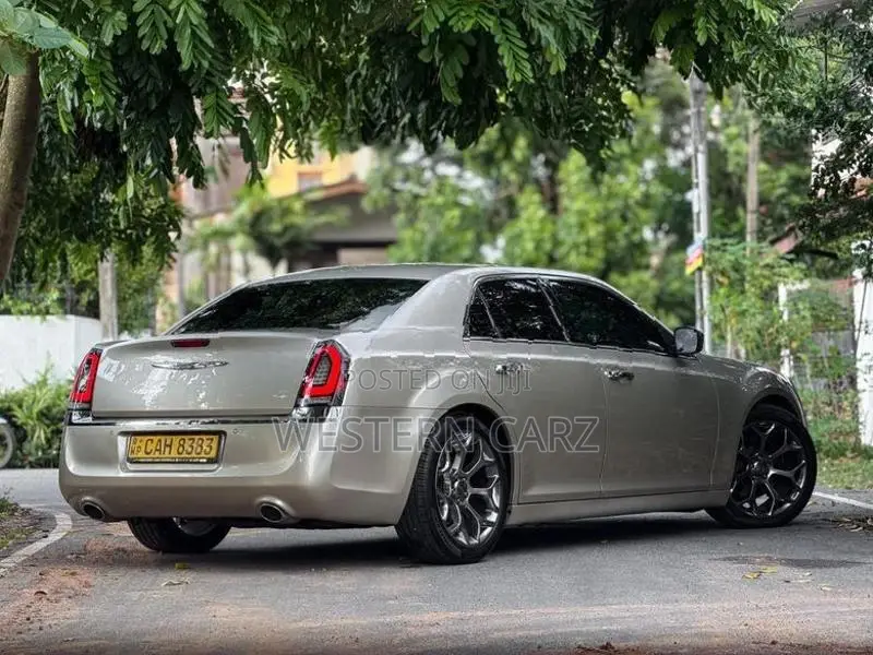 Chrysler 300 Limited Edition 2012