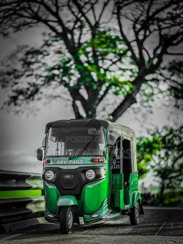 Bajaj RE Three Wheeler 2025