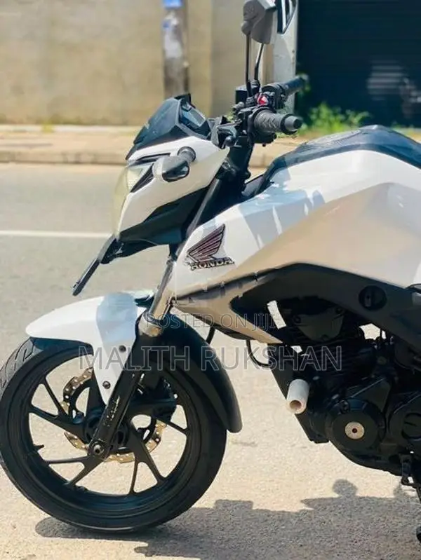 Honda CB Hornet 2017