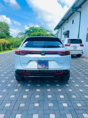 Honda Vezel HEV Z play package 2026
