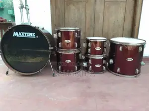 Acoustic Drum Set