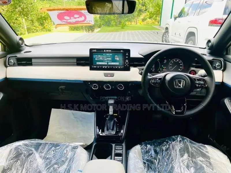 Honda Vezel HEV Z play package 2026