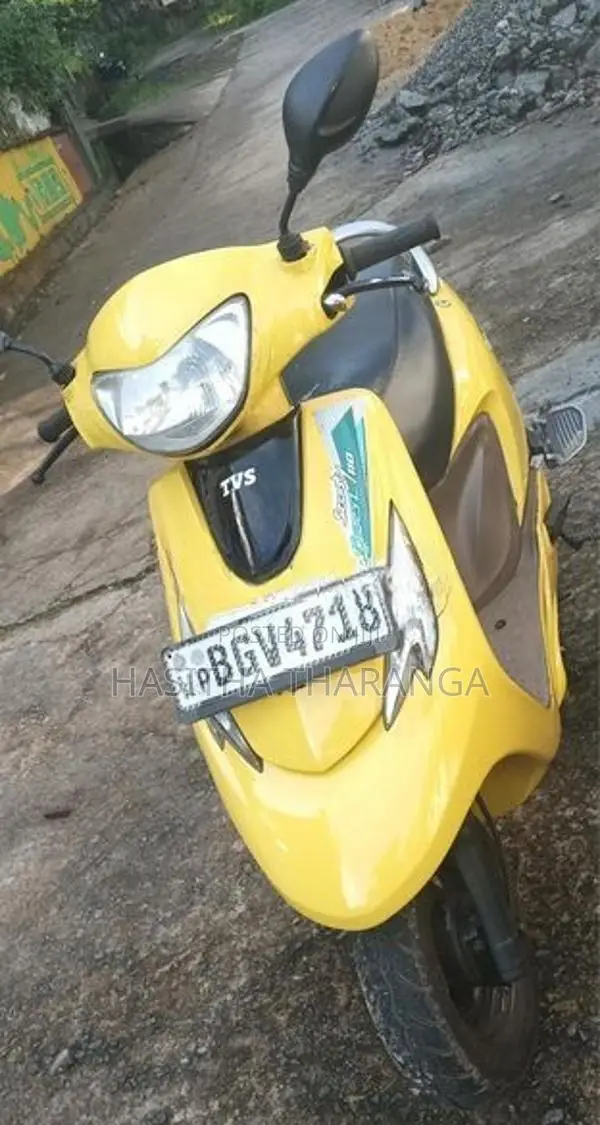 TVS Zest 2018