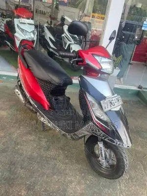TVS Streak 2010