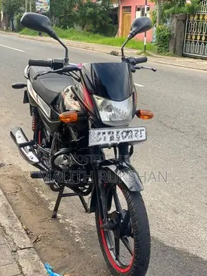 Bajaj Platina 2016