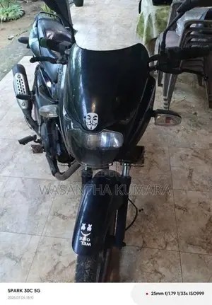 Bajaj Pulsar 180 2006