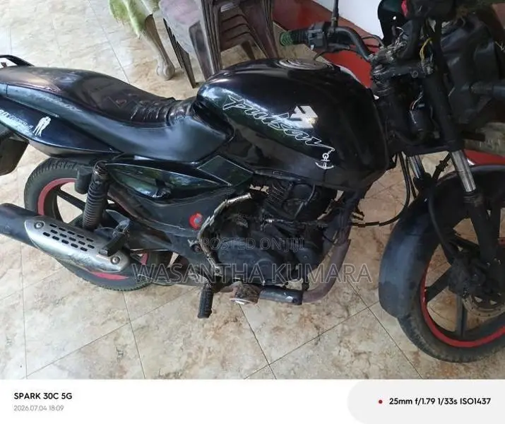 Bajaj Pulsar 180 2006