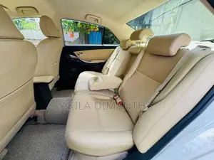 Toyota Premio G Superior 2016