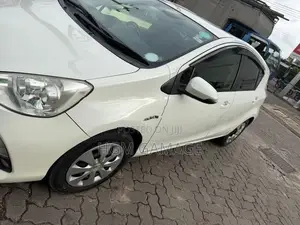Toyota Aqua 2014