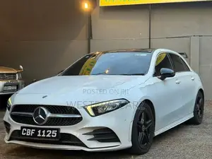 Mercedes Benz A200 AMG FULL SPEC 2018
