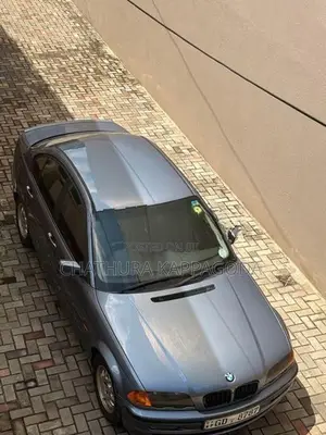 BMW 320i 2000