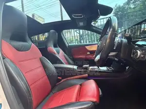 Mercedes Benz A200 AMG FULL SPEC 2018