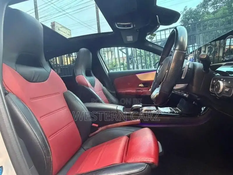 Mercedes Benz A200 AMG FULL SPEC 2018