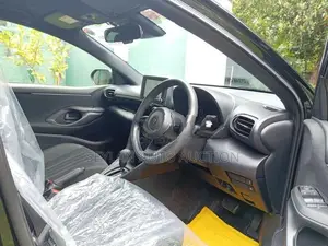 Toyota Yaris X Limited 2024