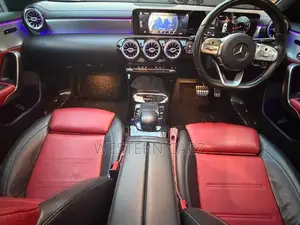 Mercedes Benz A200 AMG FULL SPEC 2018