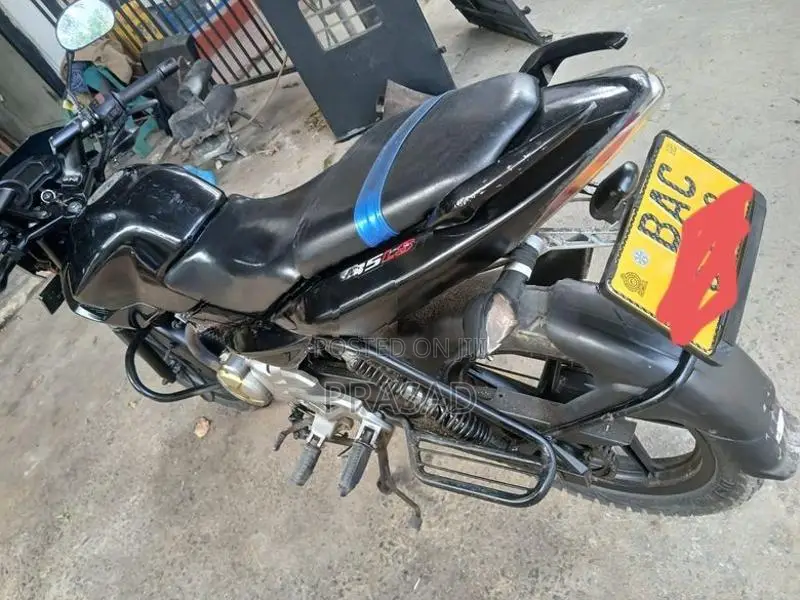 Bajaj Pulsar 135 LS 2013
