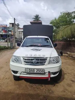 Tata Xenon 2015