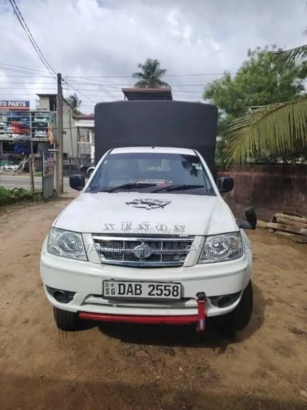 Tata Xenon 2015