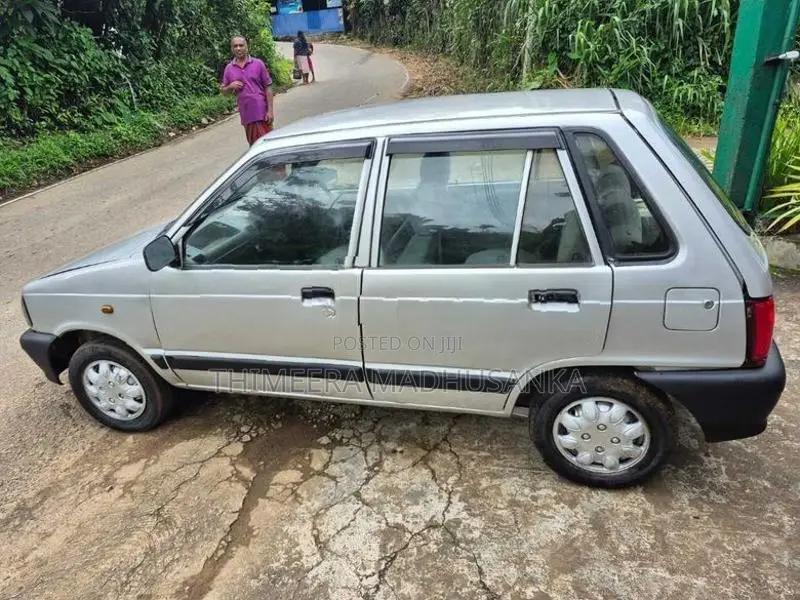 Maruti Suzuki 800 2006
