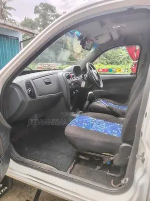 Tata Xenon 2015