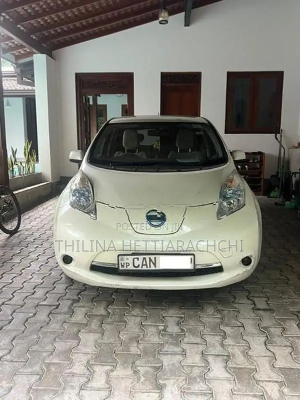Nissan Leaf 2012