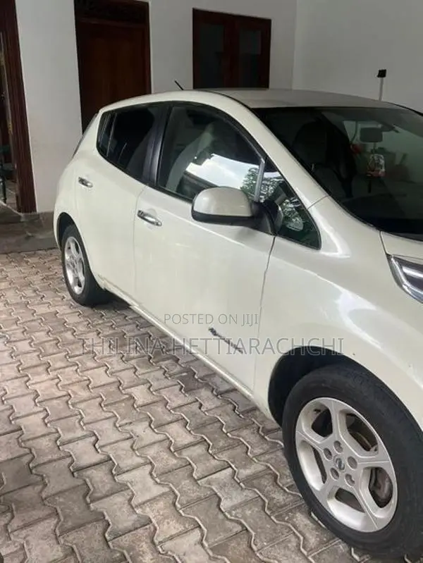 Nissan Leaf 2012