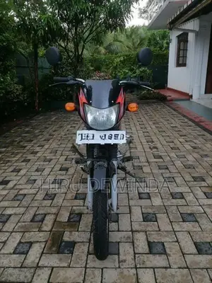 Bajaj CT100 2006
