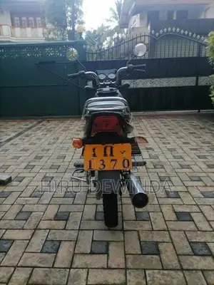 Bajaj CT100 2006