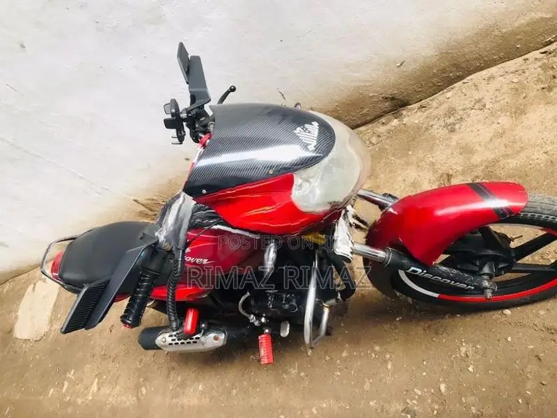 Bajaj Discover 125 2006