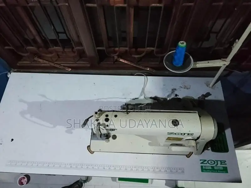 Zoje Sewing Machine