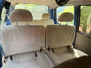 Nissan Serena 1993