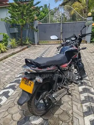 Bajaj Discover 2014