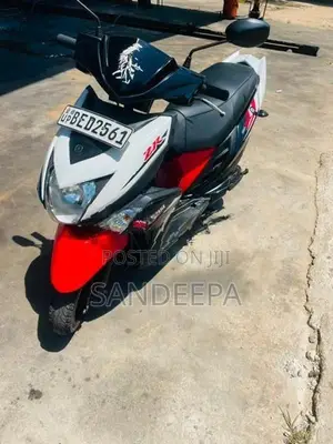 Yamaha Ray ZR 2016
