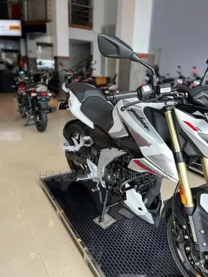 Bajaj Pulsar N160 Premium 2026