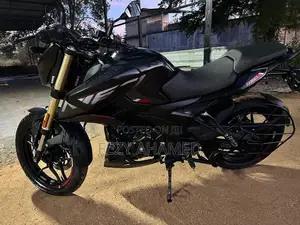 Bajaj Pulsar N160 Premium 2025