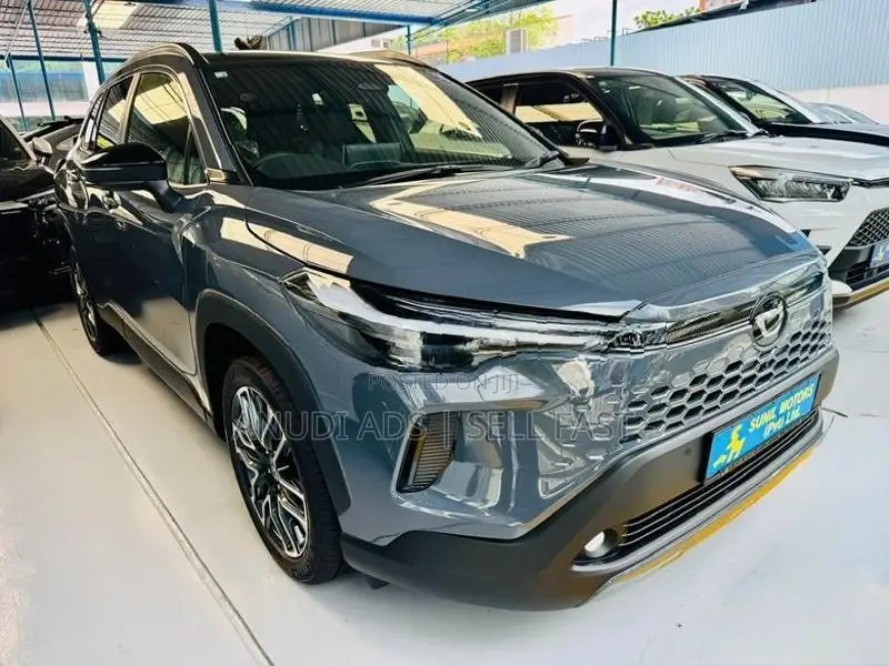 Toyota Corolla Cross Z Grad 1.5L BN 2026
